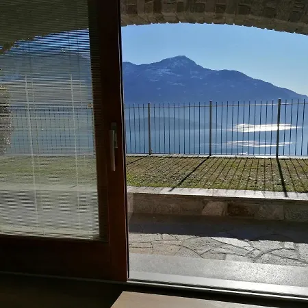 Valuri Vista Magnifica Sul Di Piano Terra Vercana